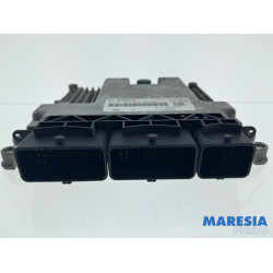 Renault - Trafic - Engine management computer