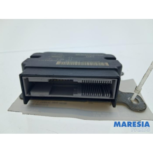 Renault - Trafic - Airbag Module