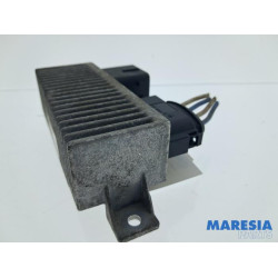 Renault - Trafic - Glow plug relay