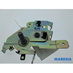 Renault - Trafic - Sliding door lock mechanism, right