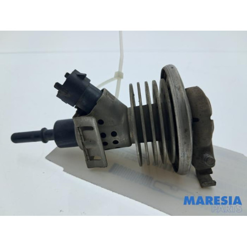 Renault - Trafic - Adblue injector