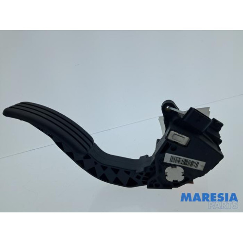 Renault - Trafic - Accelerator pedal