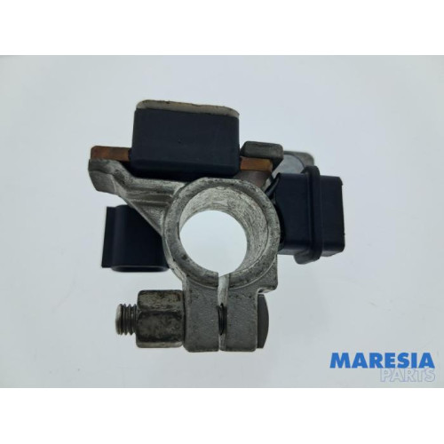 Renault - Trafic - Accu sensor