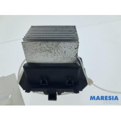 Renault - Trafic - Heater resistor