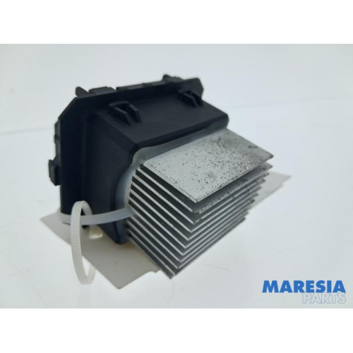 Renault - Trafic - Heater resistor