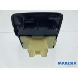 Renault - Trafic - Electric window switch