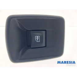 Renault - Trafic - Electric window switch
