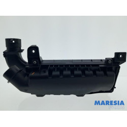 Peugeot - 2008 - Air box