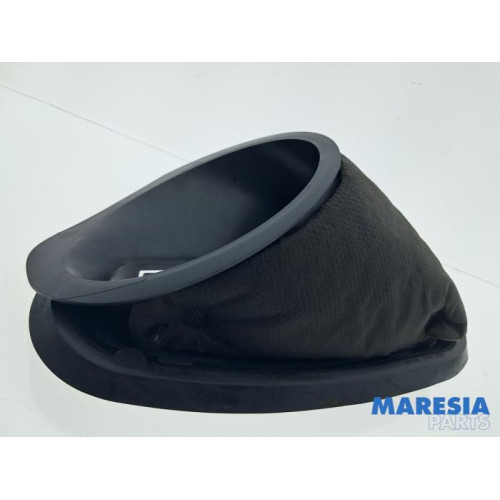 Peugeot - 2008 - Air funnel