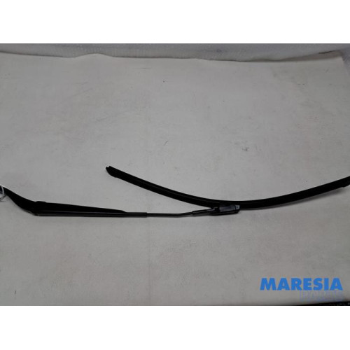 Peugeot - 2008 - Bras essuie-glace avant