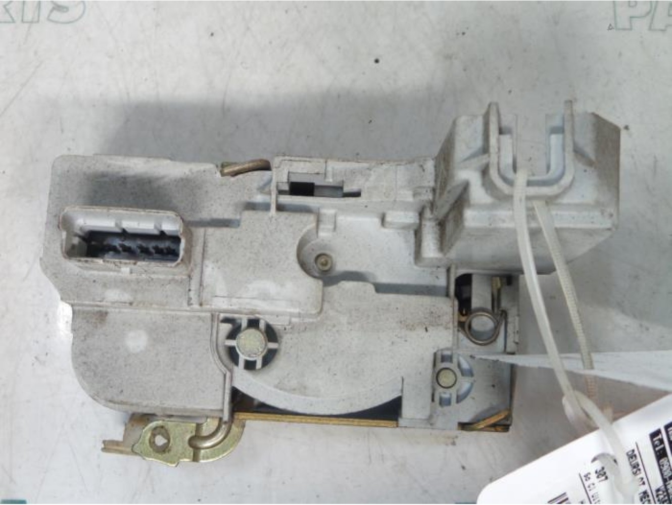 Peugeot - 307 - Front door lock mechanism 4-door, right