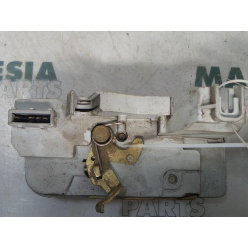 Peugeot - 307 - Rear door mechanism 4-door, right