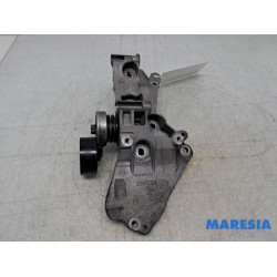 Renault - Scenic - Dynamostütze oben