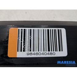 Opel - Vivaro - Seat rails, centre