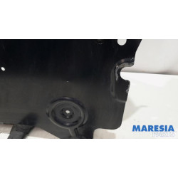 Opel - Vivaro - Engine protection panel