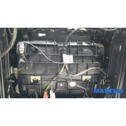 Renault - Trafic - Sitz links