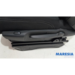 Renault - Trafic - Sitz links