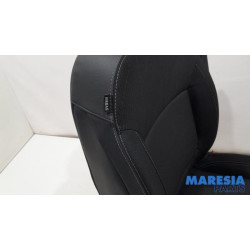 Renault - Trafic - Stoel rechts