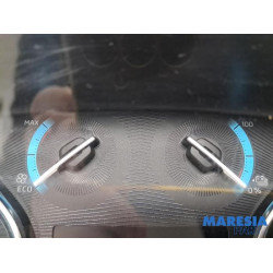 Opel - Vivaro - Instrument panel