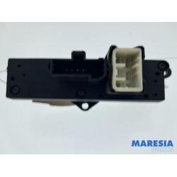 Alfa Romeo - 159 - Commutateur éclairage d'urgence