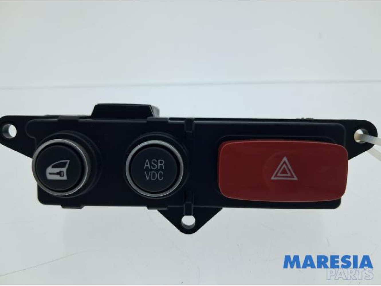 Alfa Romeo - 159 - Commutateur éclairage d'urgence