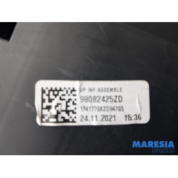 Opel - Vivaro - Glovebox