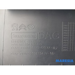 Opel - Vivaro - Glovebox