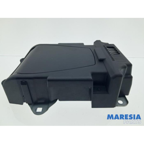 Opel - Vivaro - Head-up display