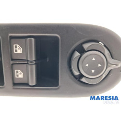 Alfa Romeo - 159 - Multi-functional window switch