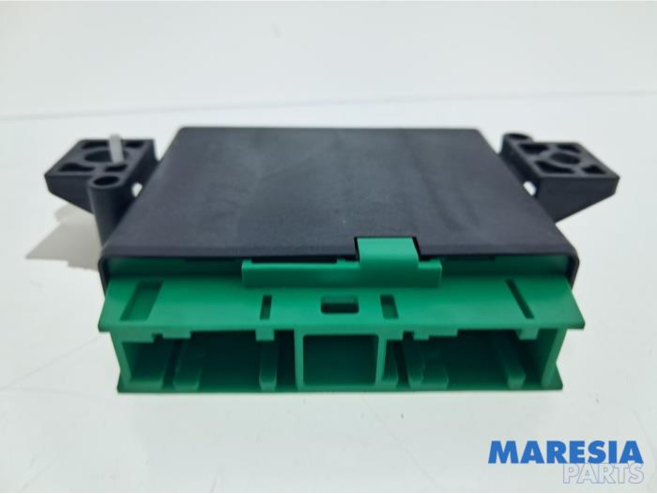 Opel - Vivaro - PDC Module