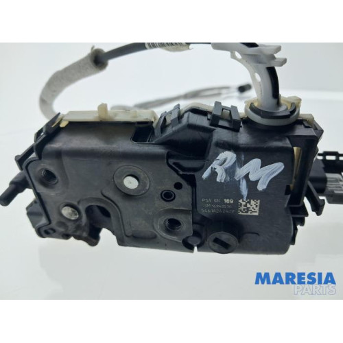 Opel - Vivaro - Sliding door lock mechanism, right