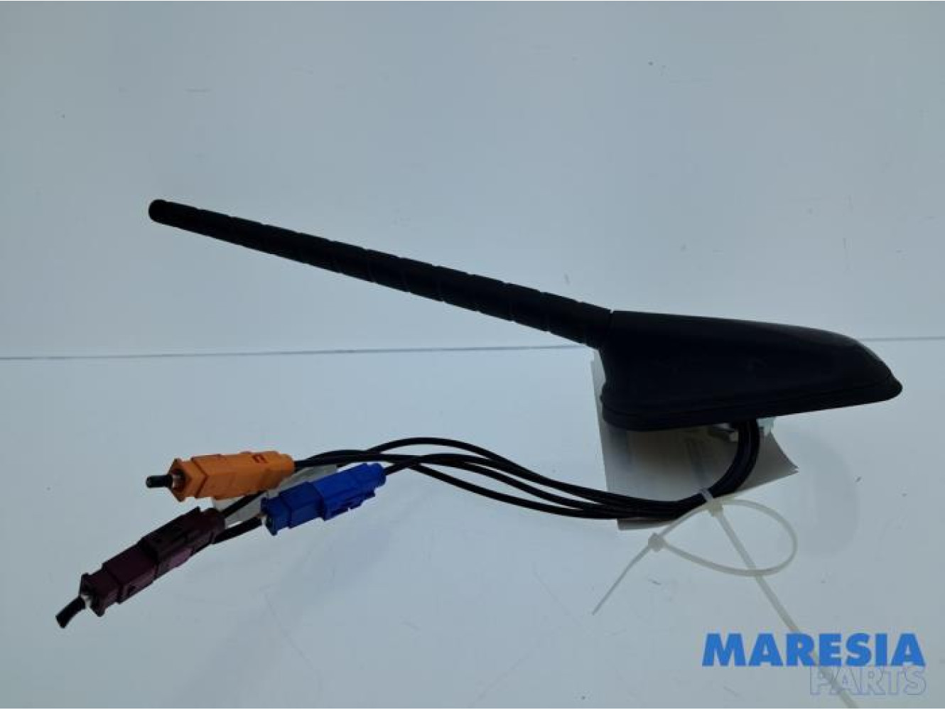 Opel - Vivaro - Antenna