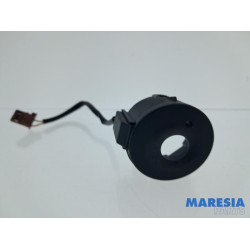 Opel - Vivaro - Engine management computer