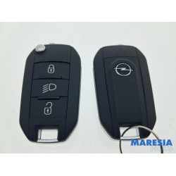 Opel - Vivaro - Engine management computer