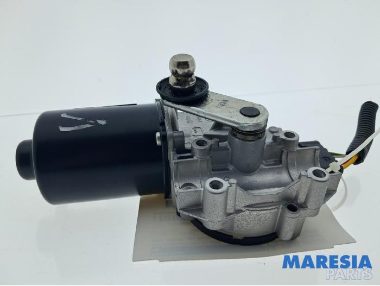 Opel - Vivaro - Front wiper motor