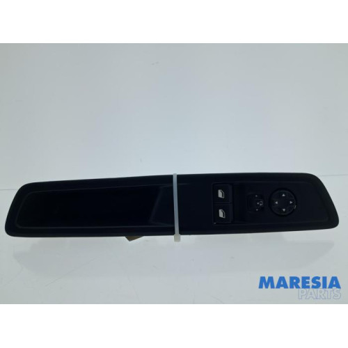 Opel - Vivaro - Multi-functional window switch