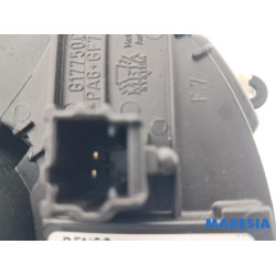 Opel - Vivaro - Heating and ventilation fan motor
