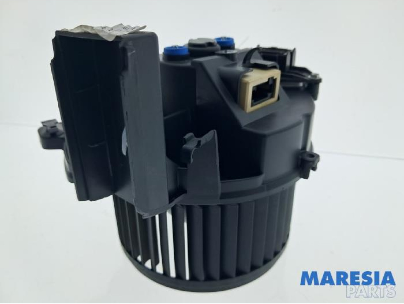 Opel - Vivaro - Heating and ventilation fan motor