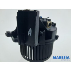 Opel - Vivaro - Heating and ventilation fan motor