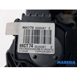 Opel - Vivaro - Accelerator pedal