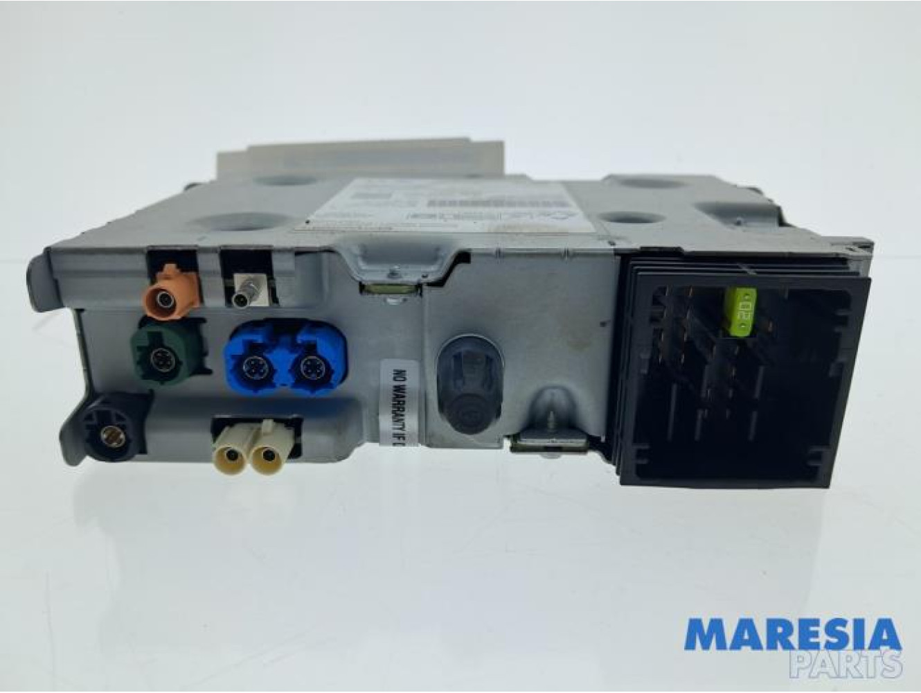 Opel - Vivaro - Multi-media control unit