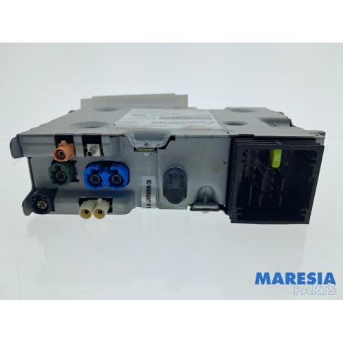 Opel - Vivaro - Regelunit Multi Media