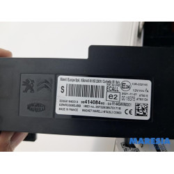 Opel - Vivaro - Module radio