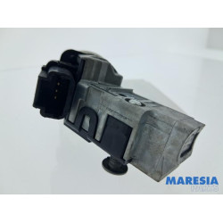 Opel - Vivaro - Kontaktslot+Sleutel