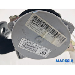 Opel - Vivaro - Sicherheitsgurt rechts hinten