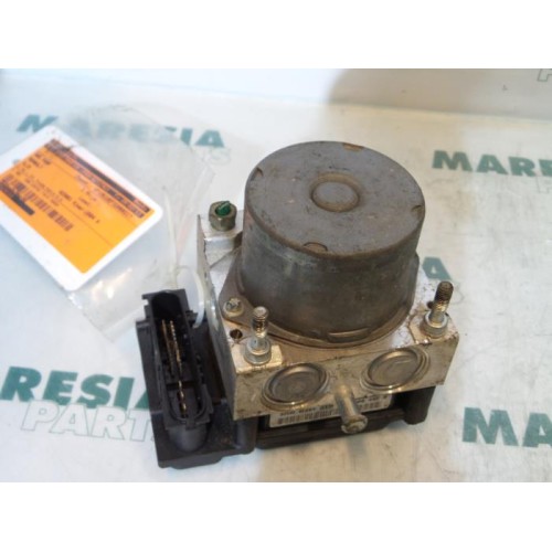 Renault - Clio - ABS Pumpe
