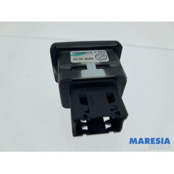 Alfa Romeo - 159 - AUX/USB aansluiting