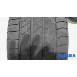 Renault - Trafic - Sportvelgenset + banden