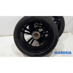 Renault - Trafic - Sportvelgenset + banden