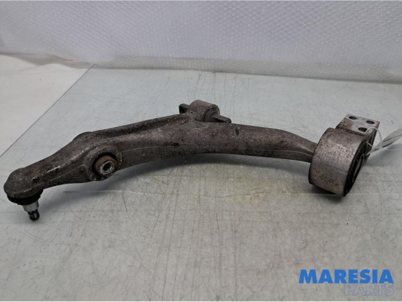 Alfa Romeo - 159 - Querlenker unten links vorne